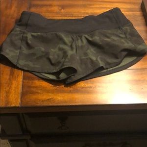 Lululemon Camo Speed Up shorts